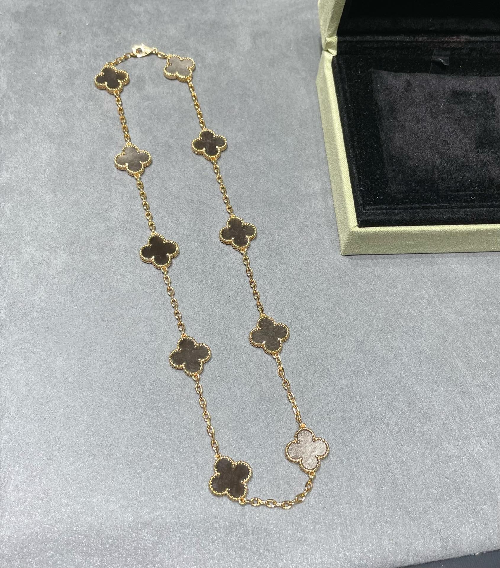 Van Cleef & Arpels CLOVER 10 MOTIF GREY MOP PINK GOLD NECKLACE
