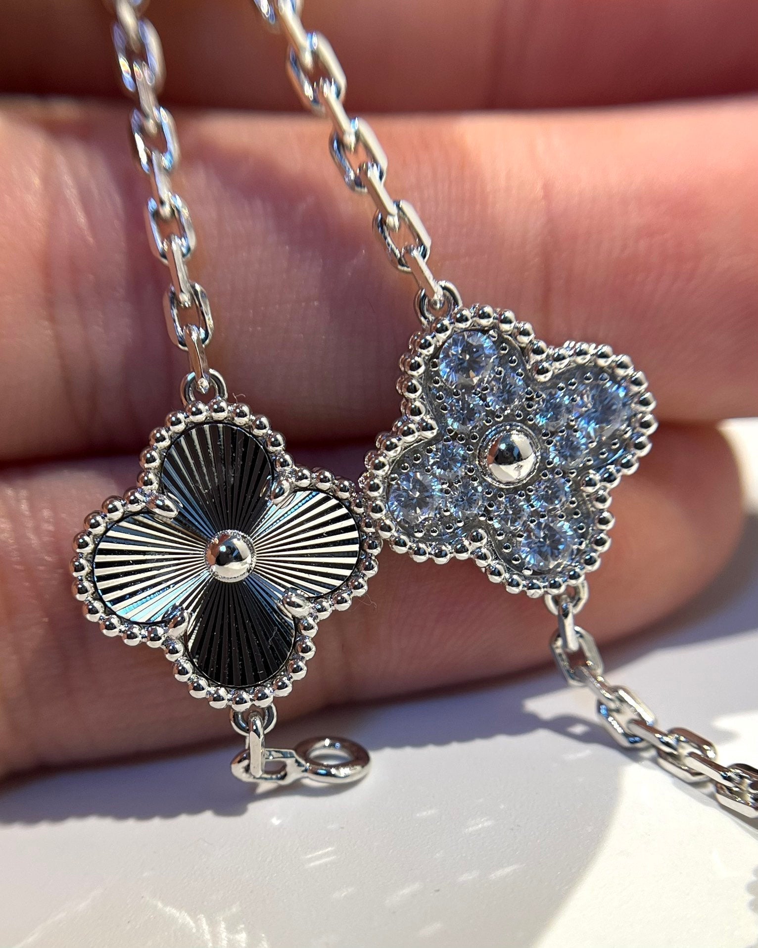 Van Cleef & Arpels CLOVER 5 MOTIF SILVER DIAMOND BRACELET