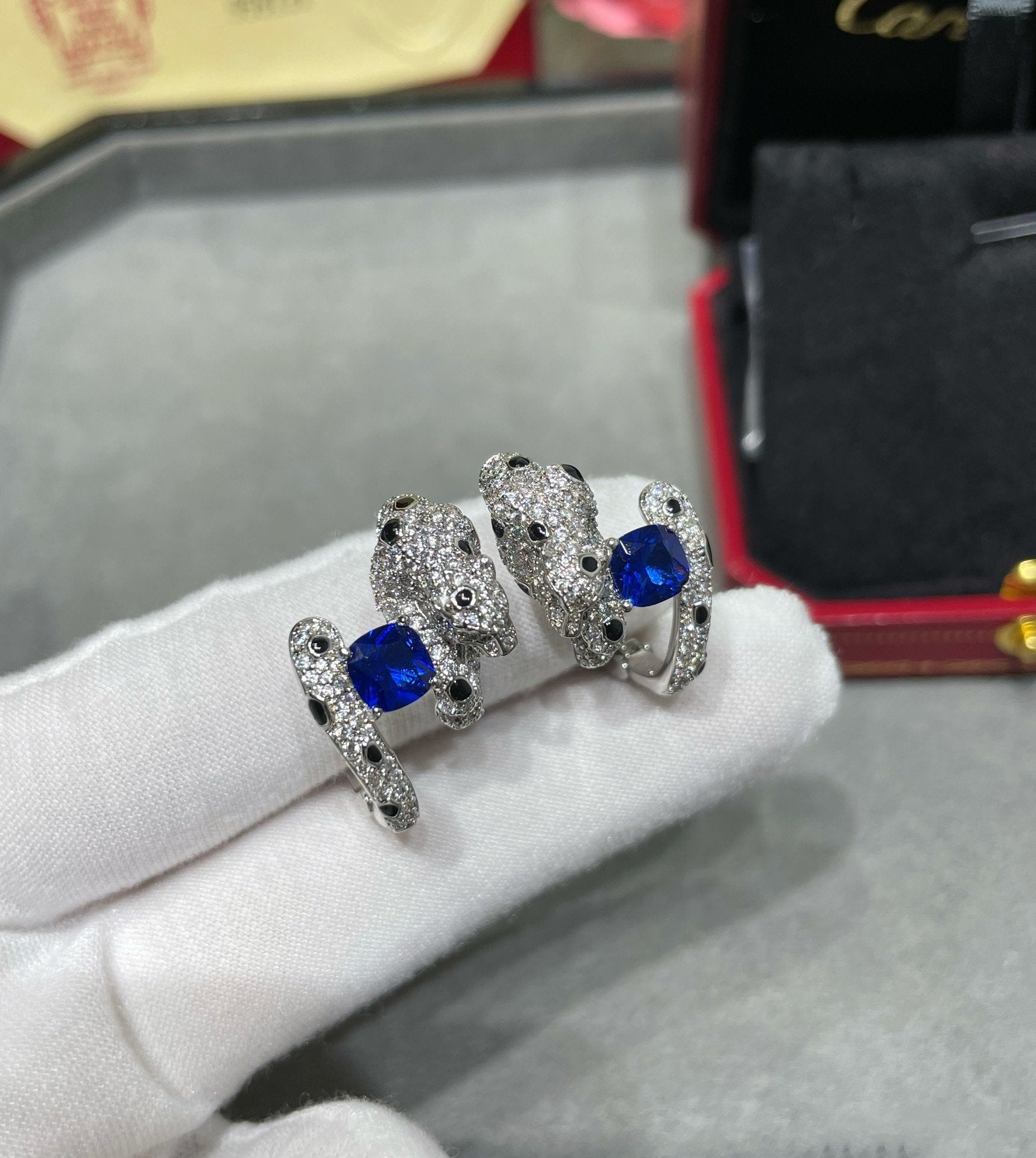 CARTIER PANTHERE DE CARTI BLUE DIAMOND EARRINGS