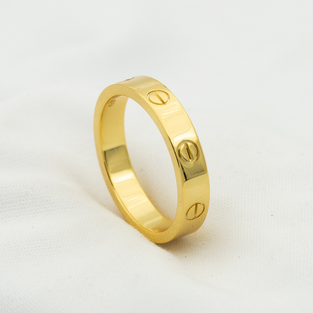 CARTIER LOVE RING 4MM 1 DIAMOND