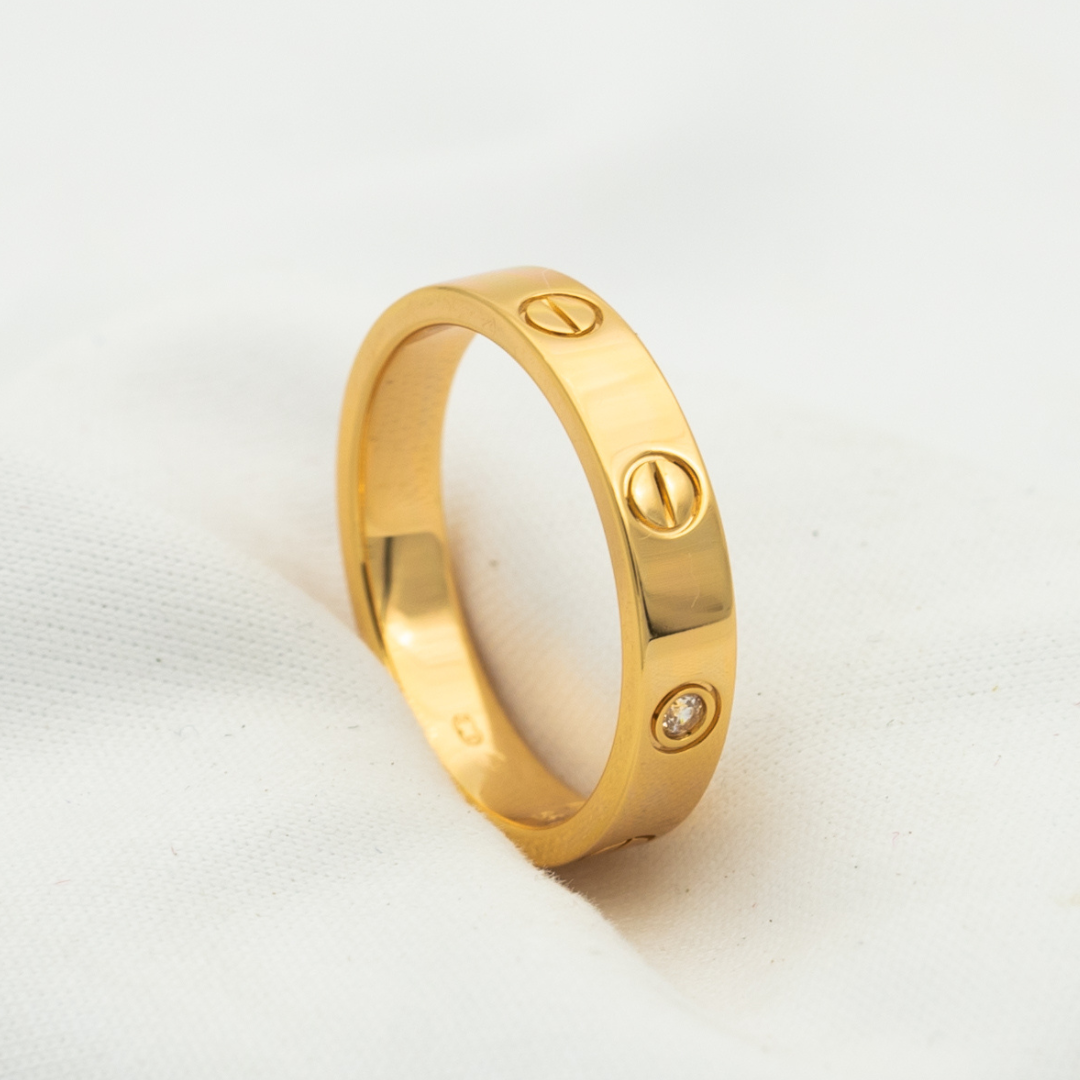 CARTIER LOVE RING 4MM 1 DIAMOND