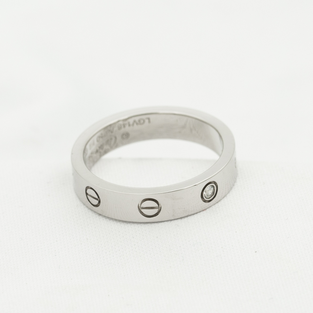 CARTIER LOVE RING 4MM 1 DIAMOND