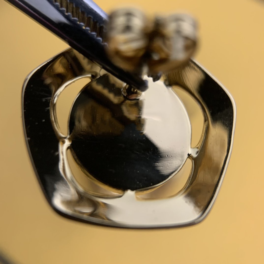 FENDI FF PEARL GOLD EARRINGS
