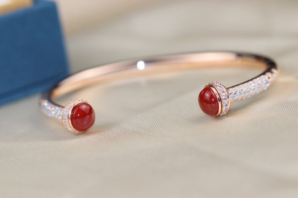 PIAGET POSSESSION PINK GOLD CARNELIAN DIAMOND OPEN BRACELET