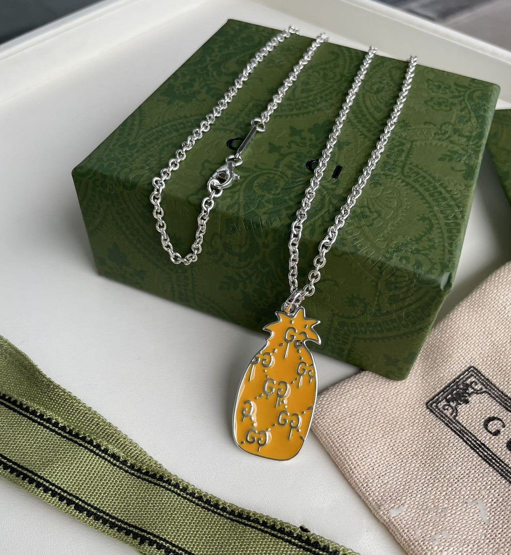 GUCCI NECKLACE PENDANT PINEAPPLE PATTERN