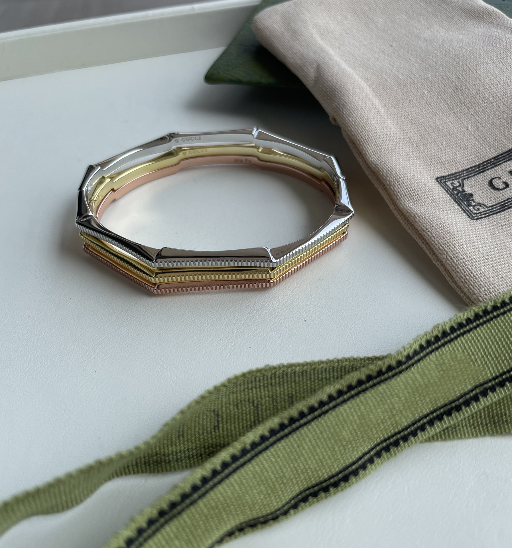 GUCCI LINK TO LOVE STUDDED BRACELET