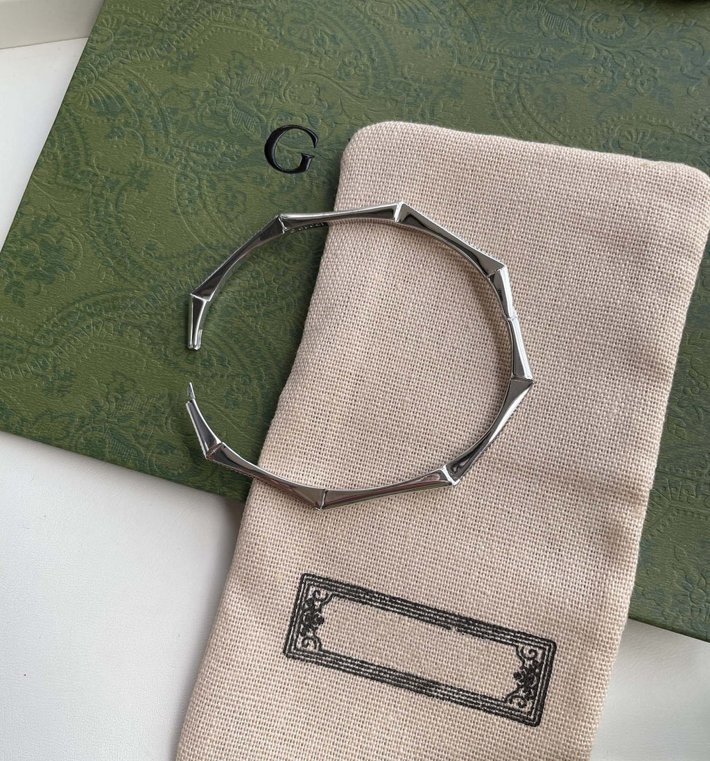 GUCCI LINK TO LOVE STUDDED BRACELET