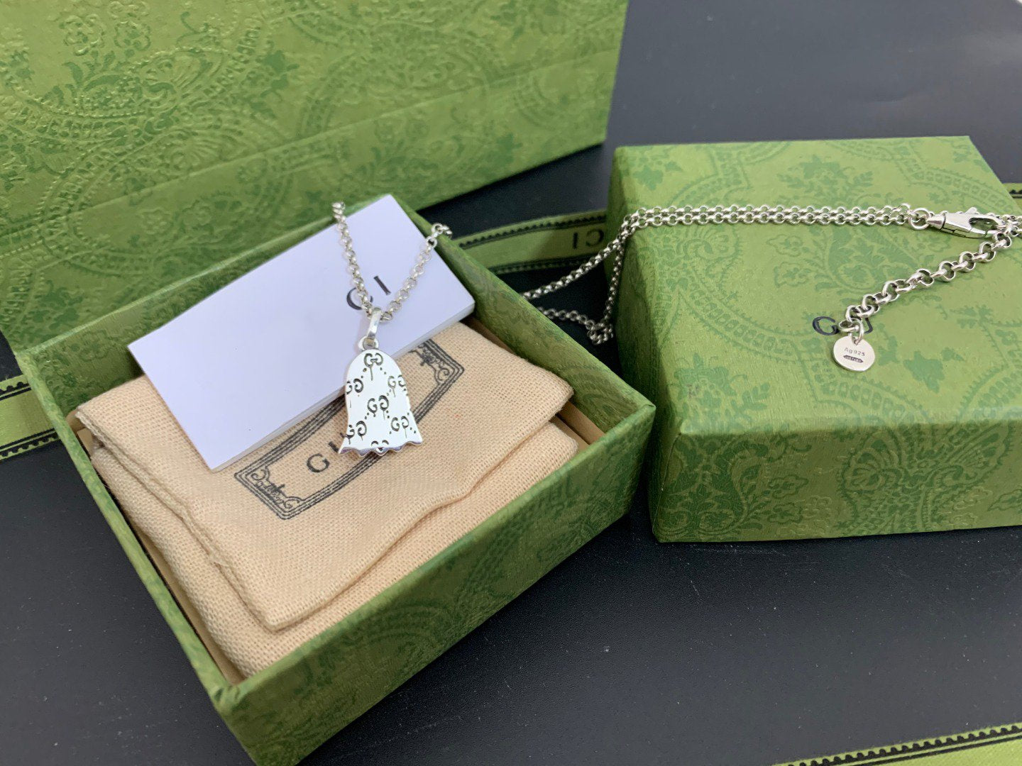 GUCCI GHOST PINK NECKLACE