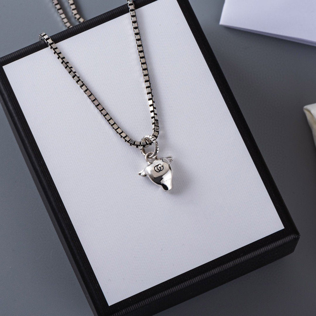 GUCCI DOUBLE CLASSIC RETRO STERLING SILVER COW  NECKLACE