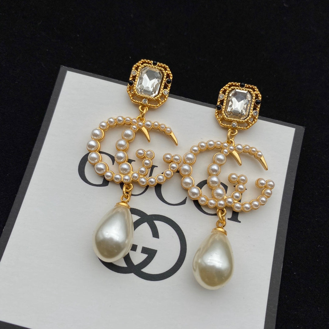 GUCCI PEARL DROP EARRINGS