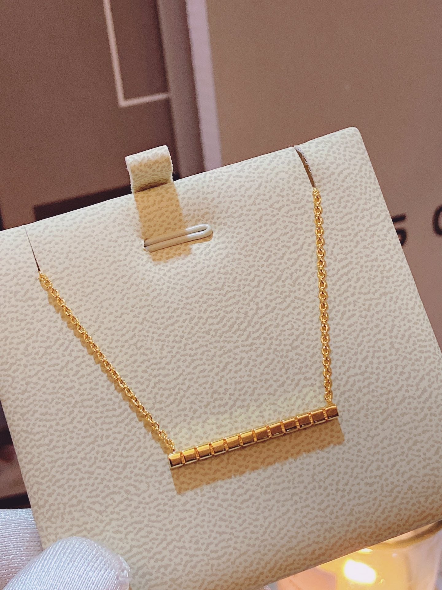 CHOPARD ICE CUBE NECKLACE