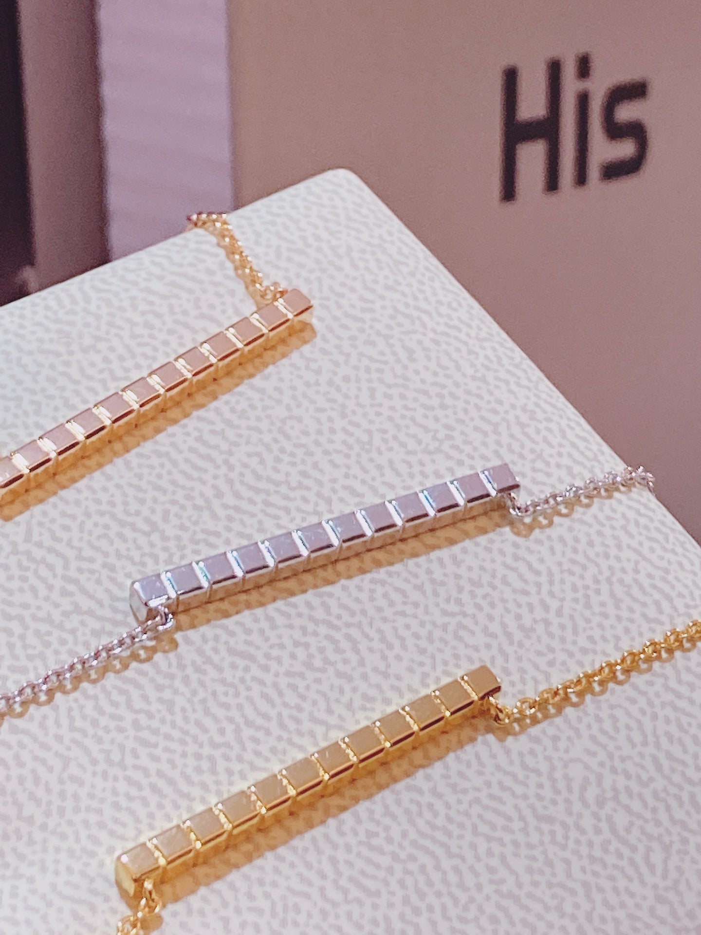 CHOPARD ICE CUBE NECKLACE