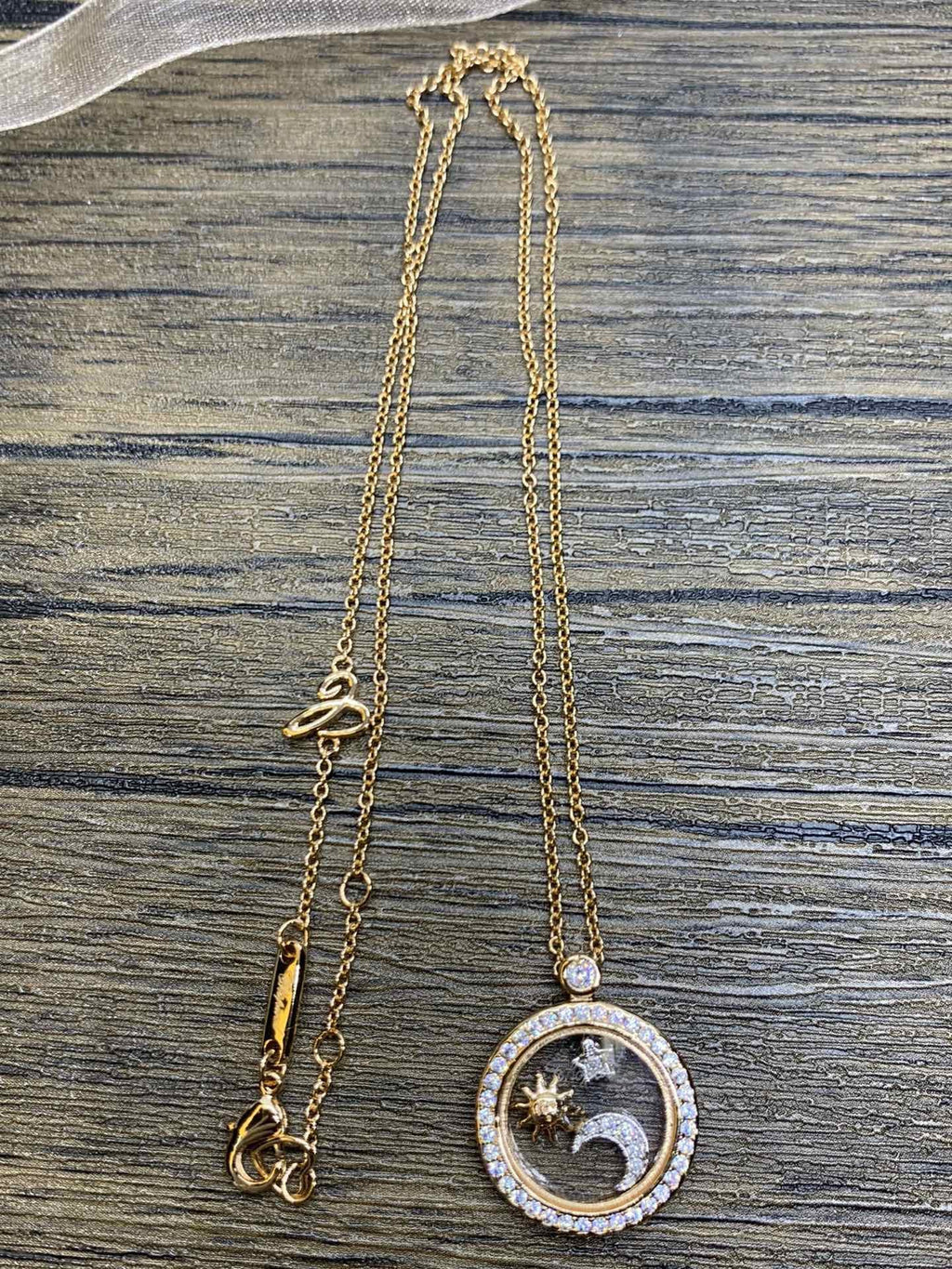 CHOPARD SUN MOON STAR NECKLACE DIAMOND