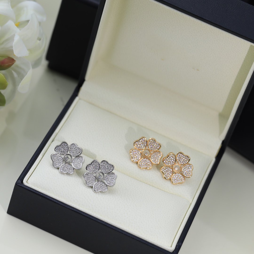 CHOPARD HAPPY HEART SILVER DIAMOND EARRINGS