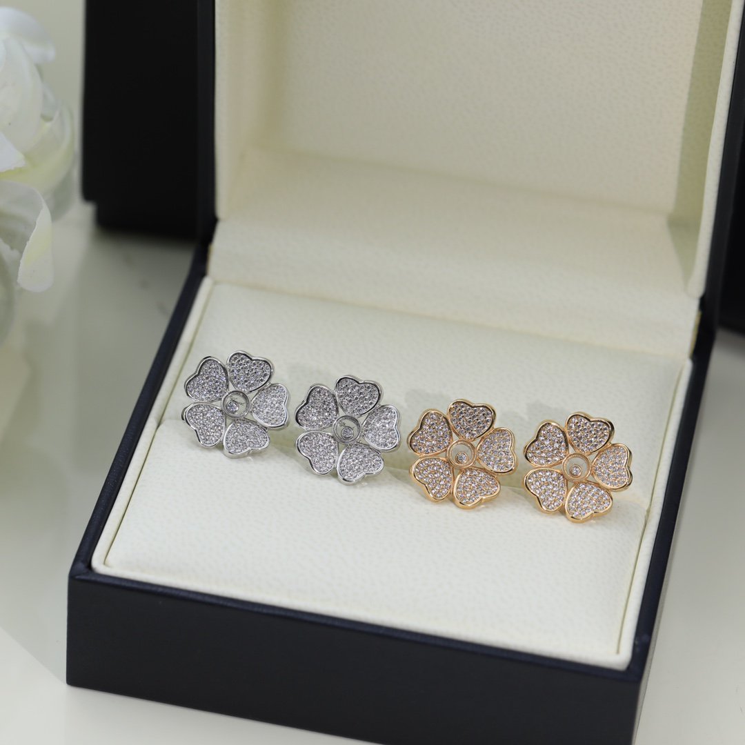 CHOPARD HAPPY HEART SILVER DIAMOND EARRINGS
