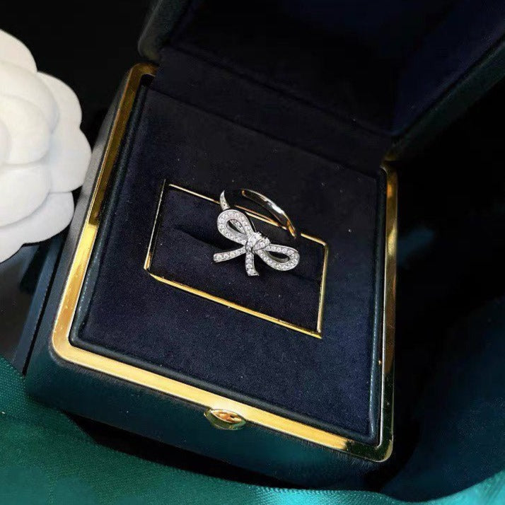 GRAFF TILDA BOW MINI SILVER DIAMOND RING