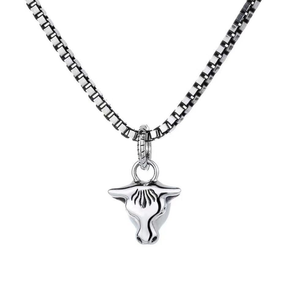 GUCCI DOUBLE CLASSIC RETRO STERLING SILVER COW  NECKLACE