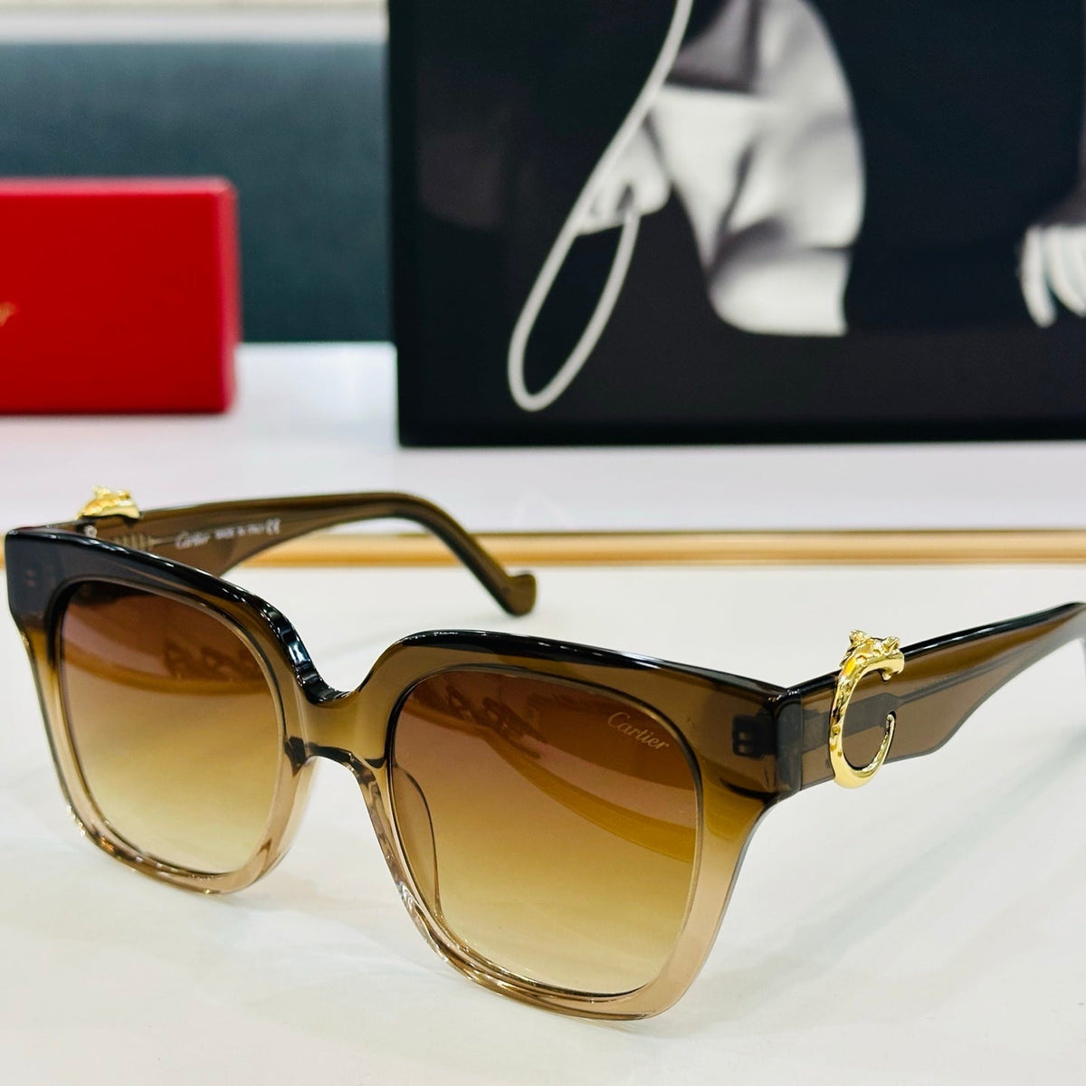 CARTIER PANTHÈRE SQUARE FRAME SUNGLASSES 575857 IN ACETATE