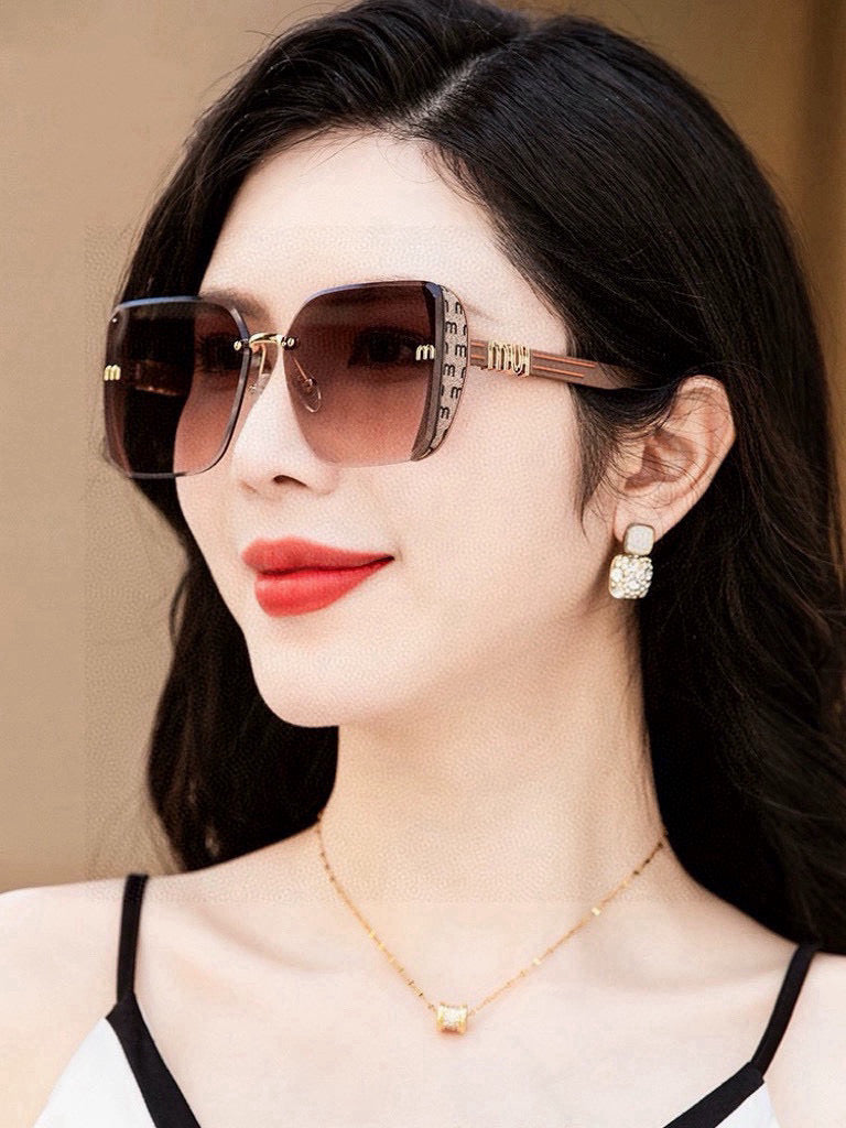 MIU MIU RUNWAY SQUARE SUNGLASSES M2100 IN ACETATE
