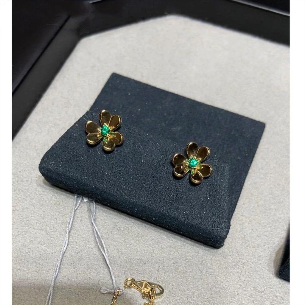 Van Cleef & Arpels FRIVOLE GOLD FLOWER MALACHITE EARRINGS