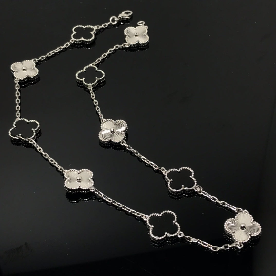 Van Cleef & Arpels CLOVER 10 MOTIF SILVER ONYX SILVER NECKLACE