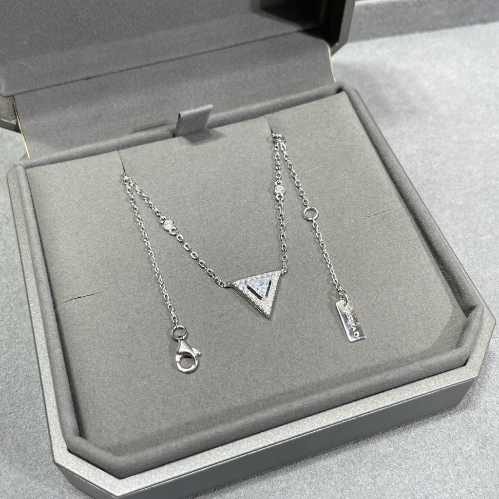MESSIKA MESSIK TRIANGLE DIAMOND SILVER NECKLACE