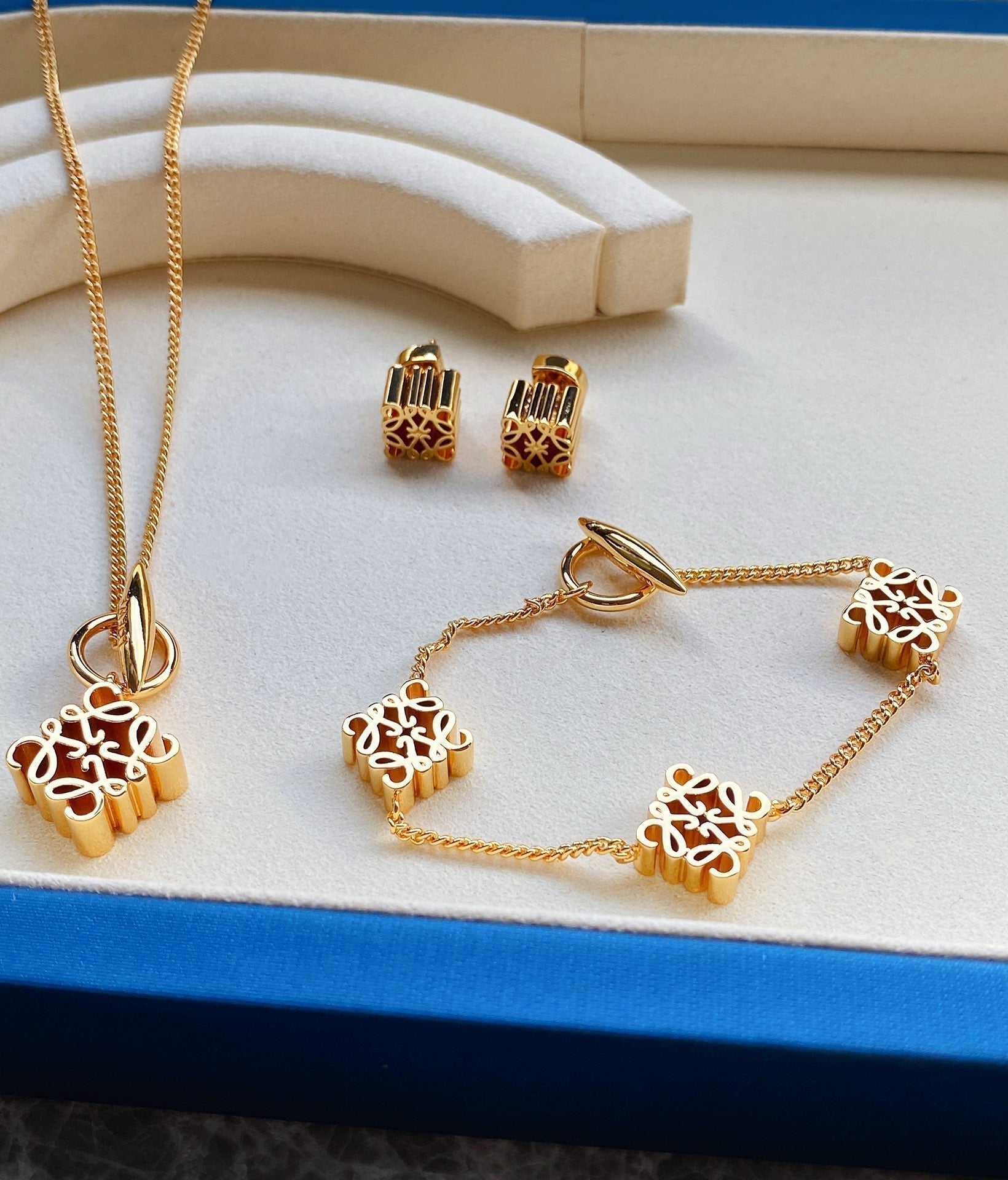 LOEWE ANAGRAM 3 MOTIFS BRACELET