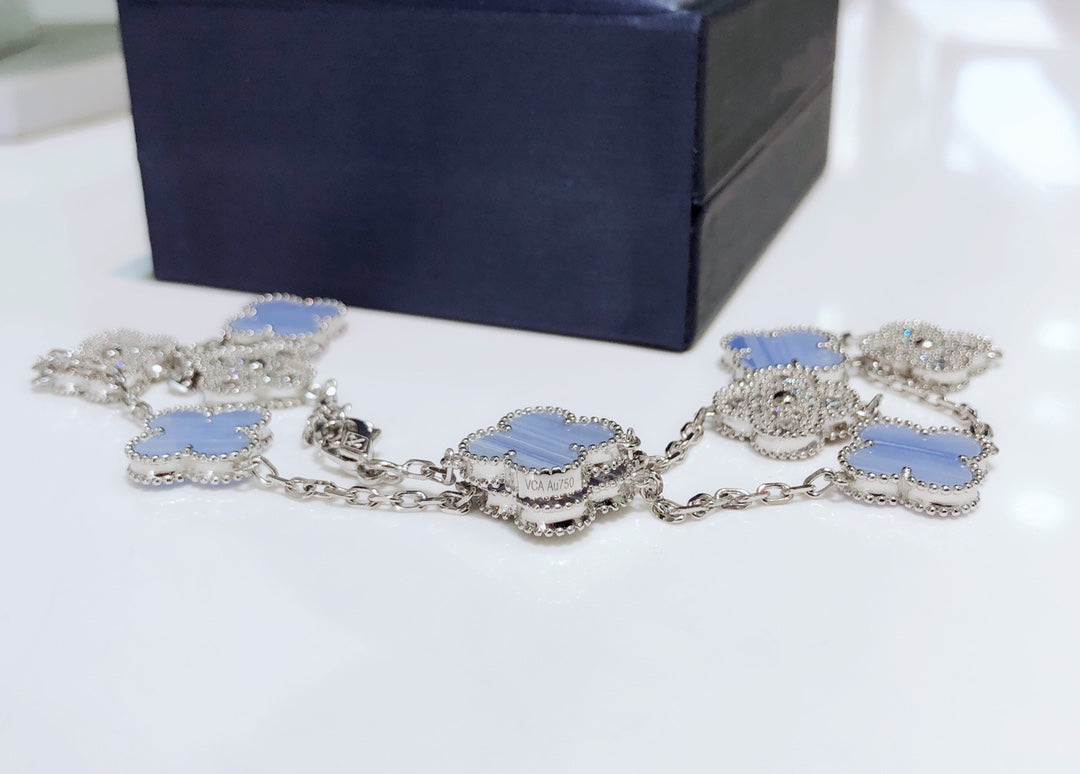 Van Cleef & Arpels CLOVER 10 MOTIFS CHALCEDONY DIAMONDS SILVER NECKLACE