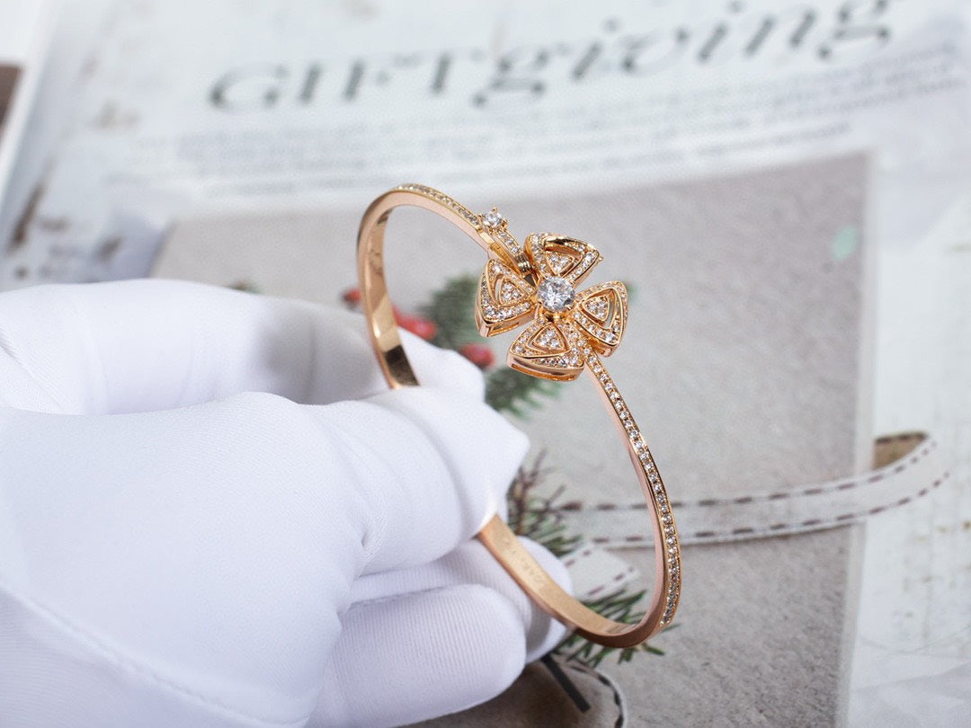 Bvlgari FIOREVER DIAMOND PINK GOLD BRACELET